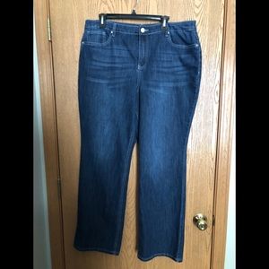 Christopher Banks misses jeans